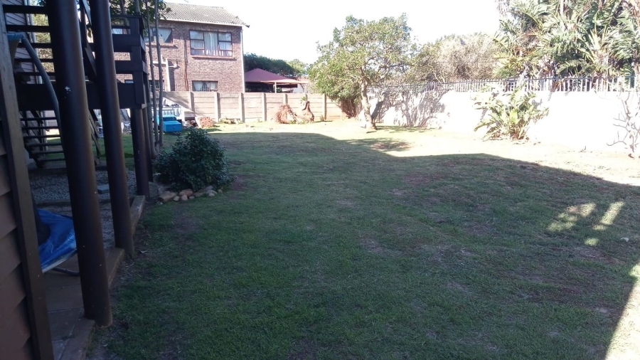 5 Bedroom Property for Sale in C Place Eastern Cape